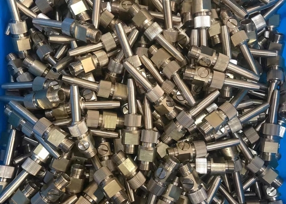 5mm ζωηρόχρωμη προβολή ύδατος 30Kpa ακροφυσίων πηγών μουσικής χορεύοντας